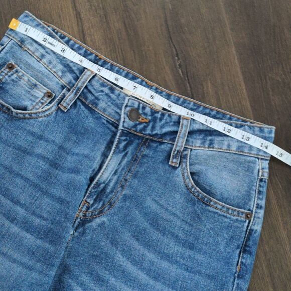 Stradivarius Straight Leg Jeans with Distressed Mesh Details size 2 - Picture 6 of 12